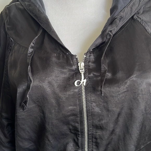 Woman’s  deha hoodie, jacket size medium, black satin, active sport - Picture 3 of 9